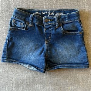 Cat & Jack Girls Ultimate Stretch Denim Shorts Size S (6/6X)
